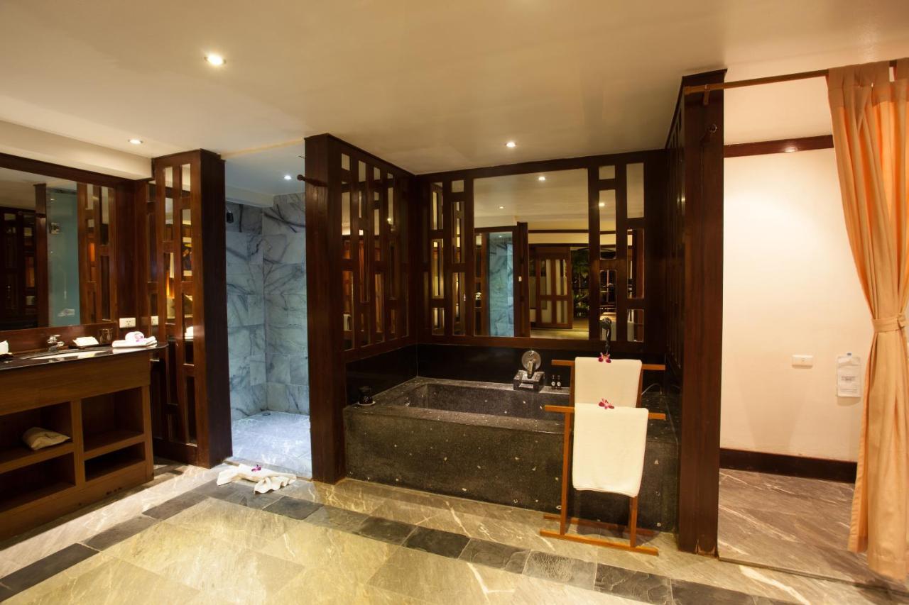 Baan Yin Dee Boutique Resort Phuket - Sha Plus Patong Exterior photo