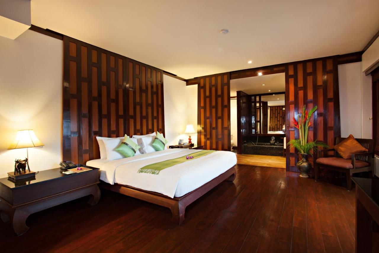 Baan Yin Dee Boutique Resort Phuket - Sha Plus Patong Exterior photo